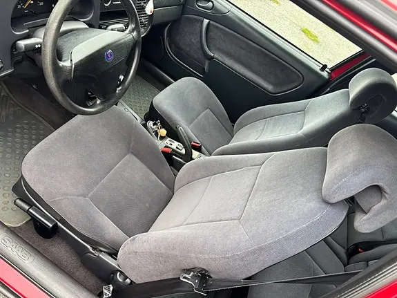 Saab 900 1995 photo 5