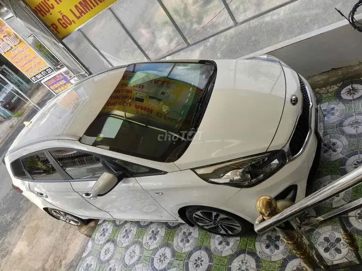 Kia Rondo photo 2