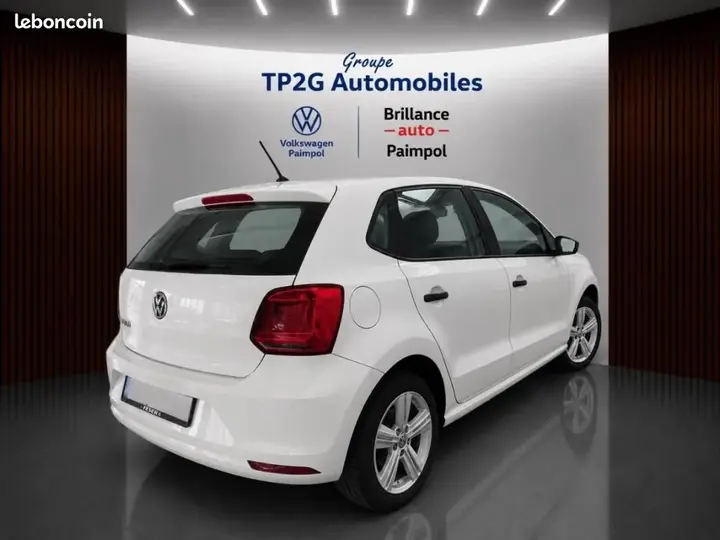Volkswagen Polo 2014 photo 2