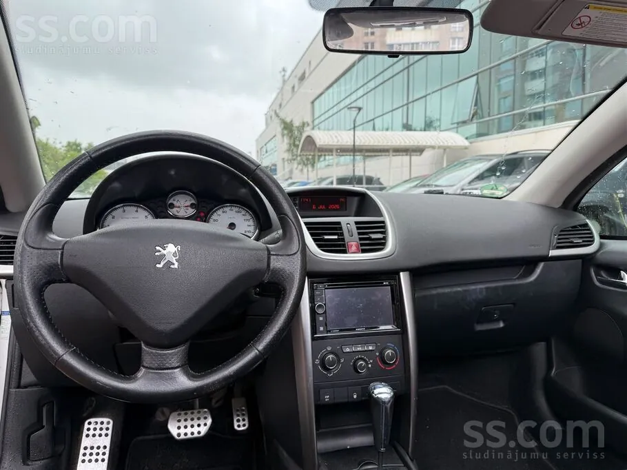 Peugeot 207 2009 photo 4