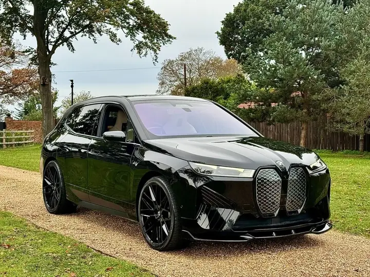 BMW Ix