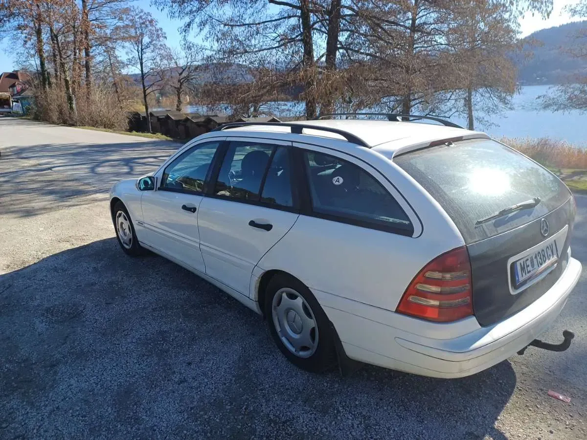 Mercedes-Benz C-Class 2002 photo 3