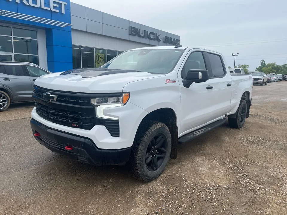 Chevrolet Silverado 1500 2023 photo 2
