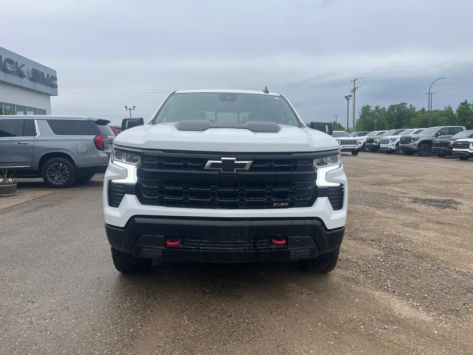 Chevrolet Silverado 1500 2023 photo 3