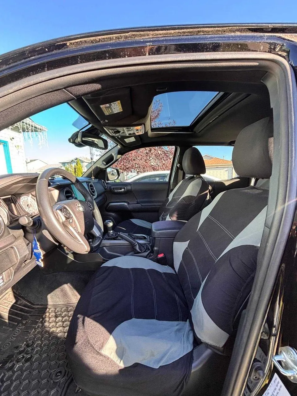 Toyota Tacoma 2021 photo 2
