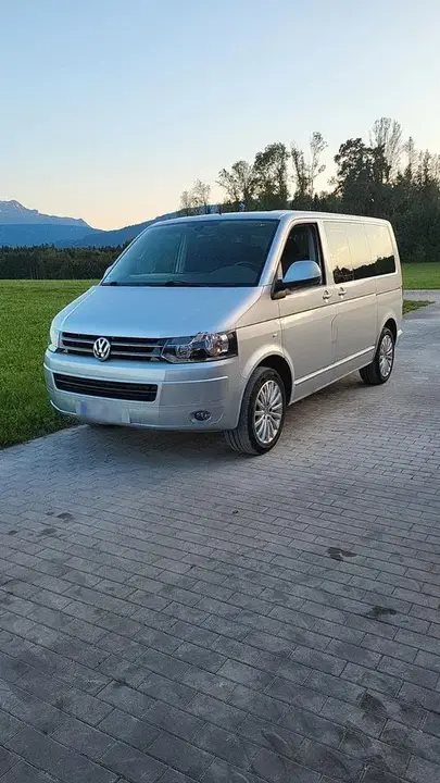 Volkswagen T5 Caravelle
