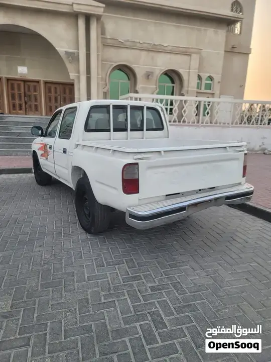 Toyota Hilux 1999 photo 2