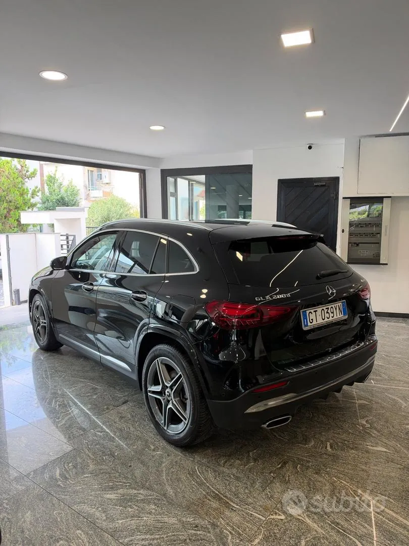 Mercedes-Benz Gla 2024 photo 2