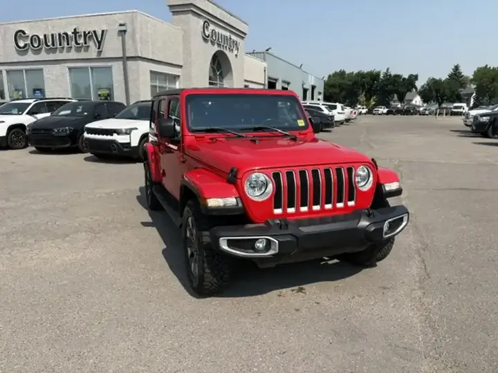 Jeep Wrangler Unlimited 2021 photo 2