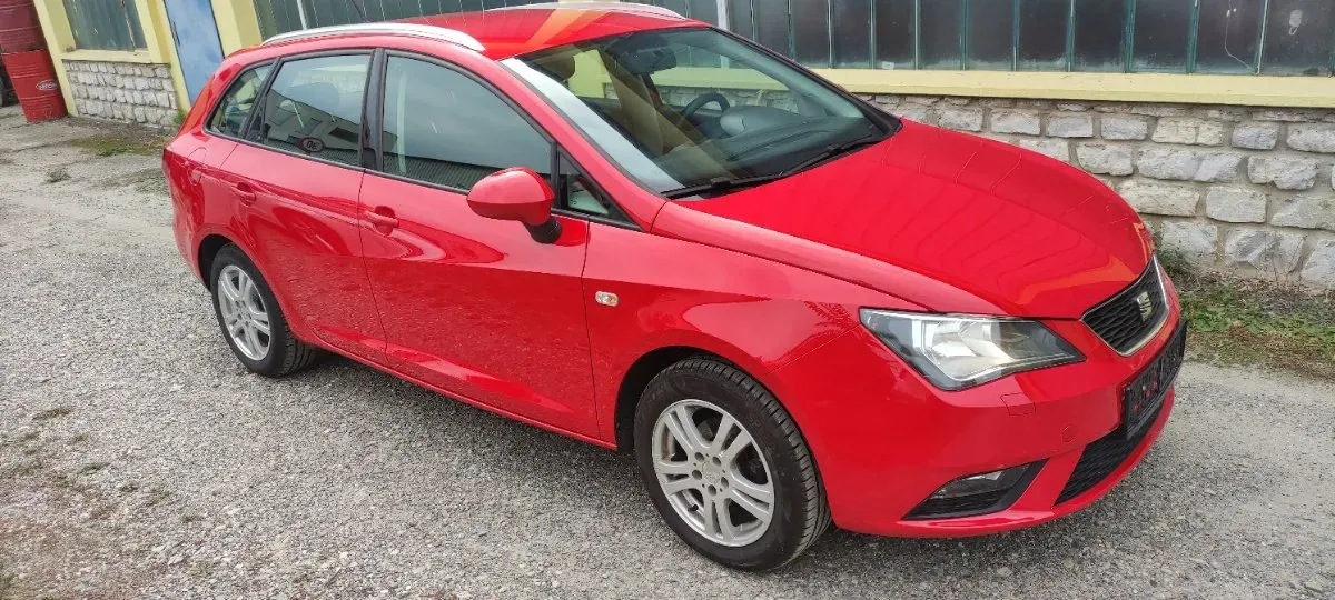 Seat Ibiza 2012 photo 3