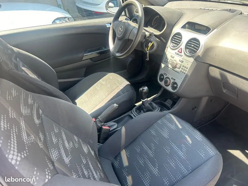 Opel Corsa 2014 photo 5