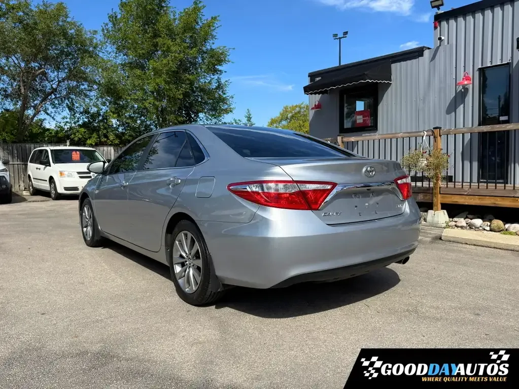 Toyota Camry 2017 photo 3