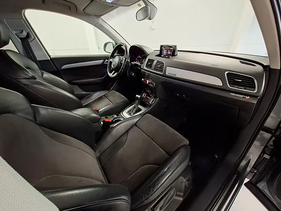 Audi Q3 2015 photo 3