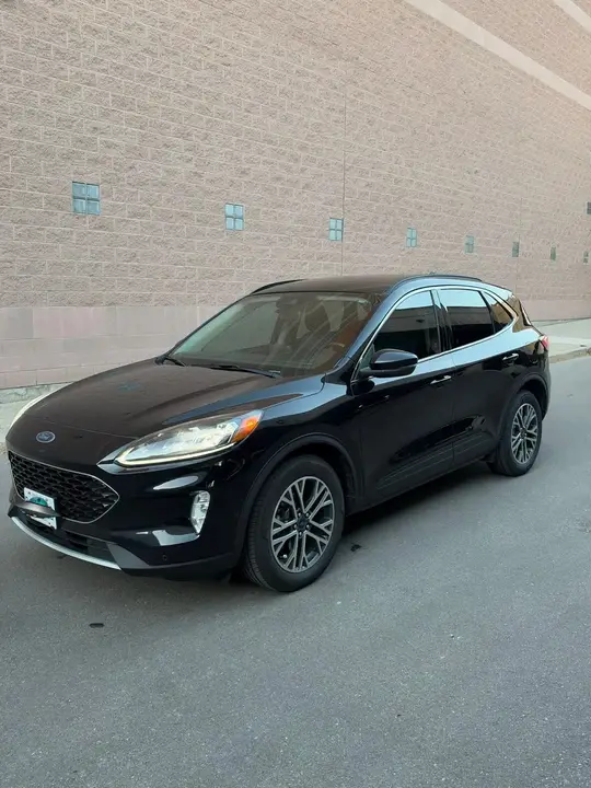 Ford Escape 2020 photo 2