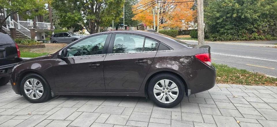 Chevrolet Cruze 2015 photo 2