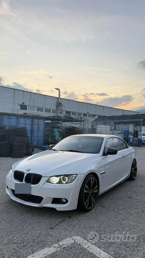 BMW 320D 2010 photo 4