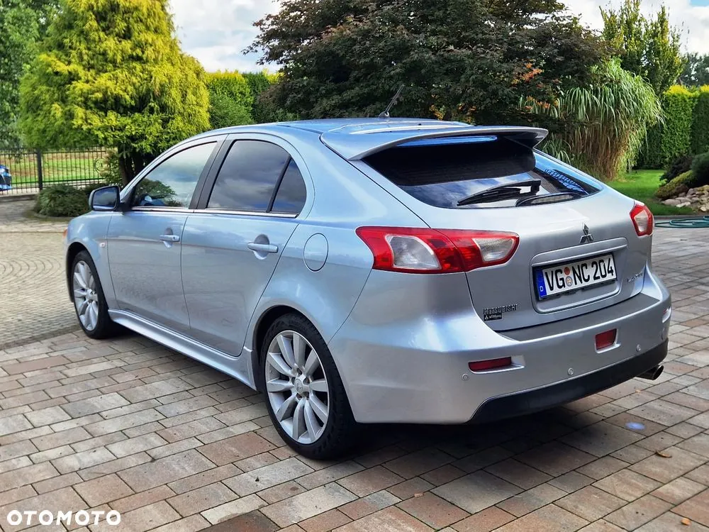 Mitsubishi Lancer 2009 photo 4