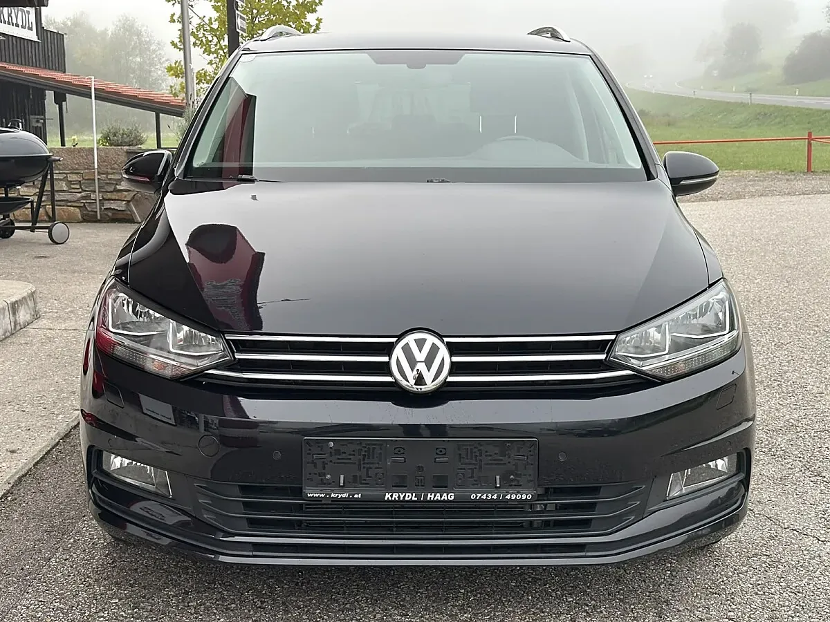 Volkswagen Touran 2016 photo 2