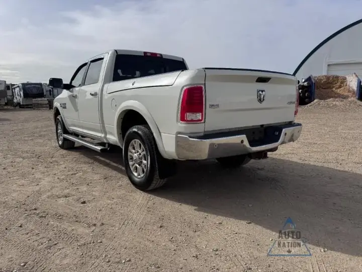 Ram 3500 Laramie 2017 photo 3
