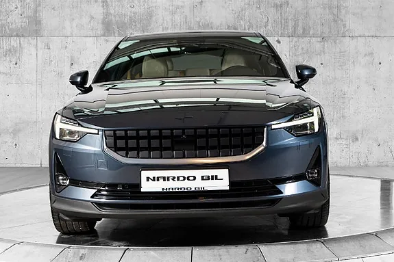 Polestar 2 2021 photo 2