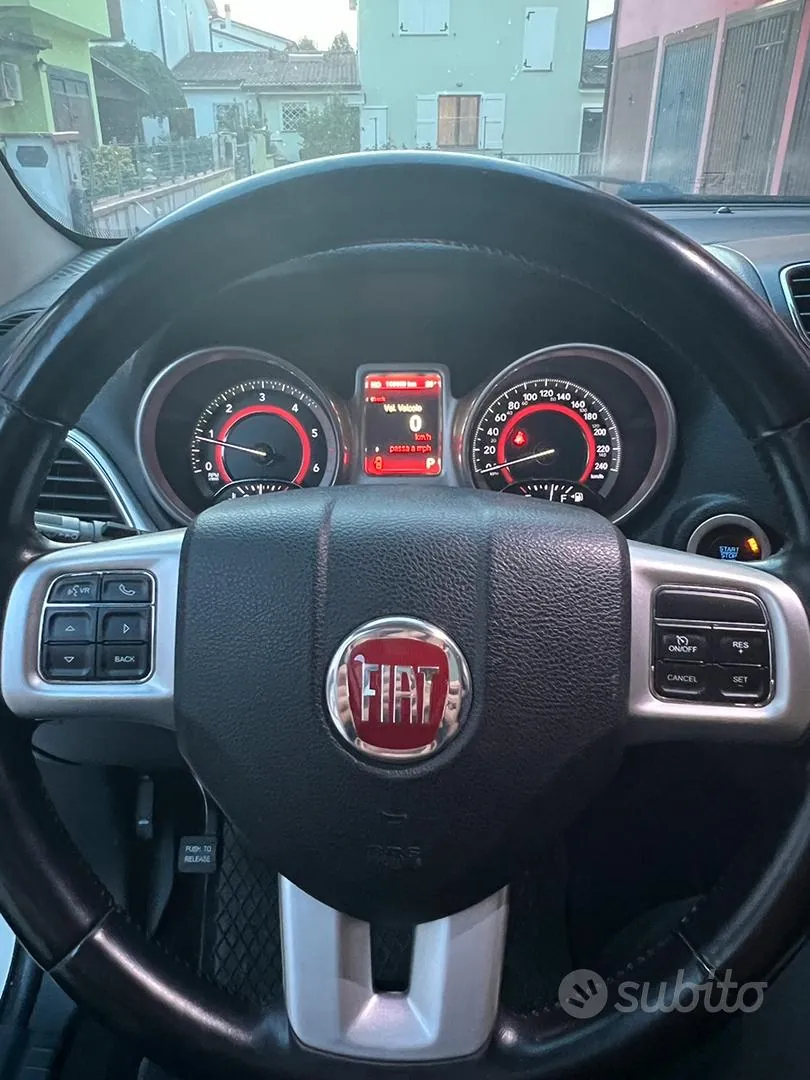 Fiat Freemont 2014 photo 4