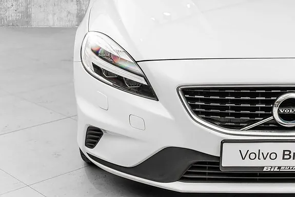 Volvo V40 2017 photo 2
