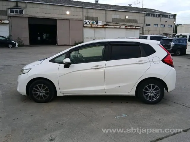 Honda Fit 2016 photo 5
