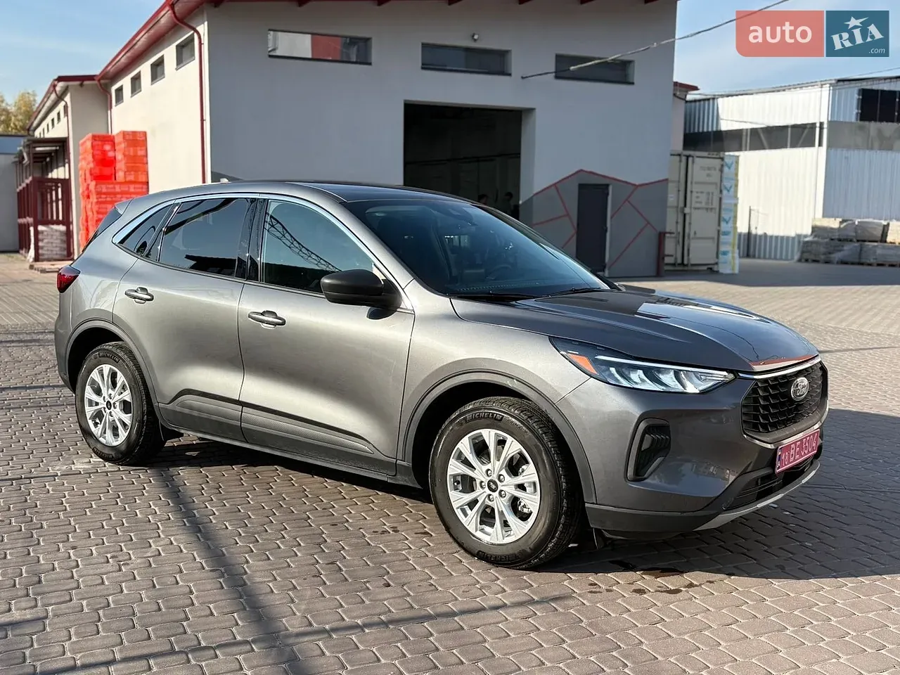 Ford Escape 2024 photo 2
