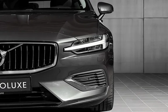 Volvo V60 2022 photo 4