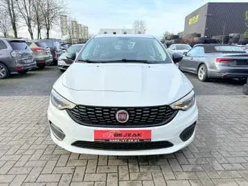 Fiat Tipo 2017 photo 2