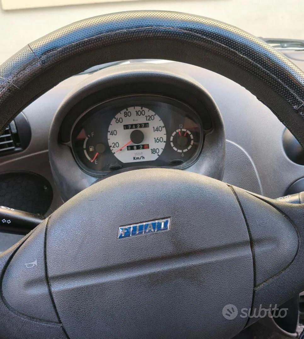 Fiat Seicento 2000 photo 2