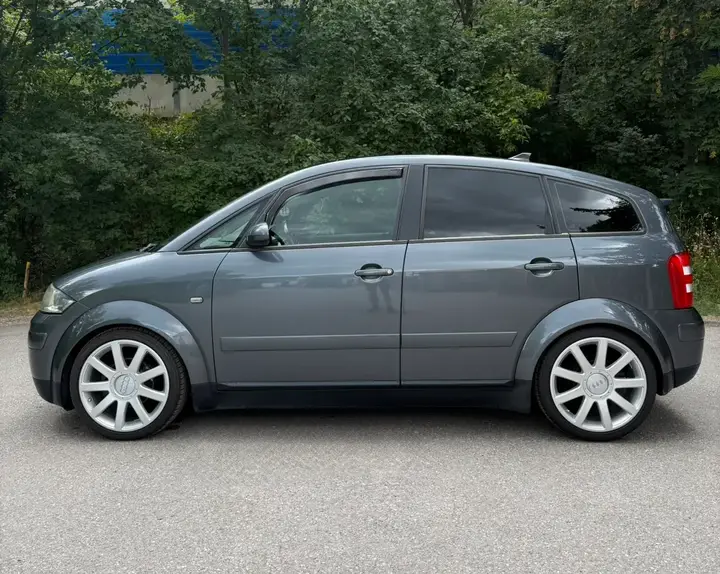 Audi A2 2003 photo 2