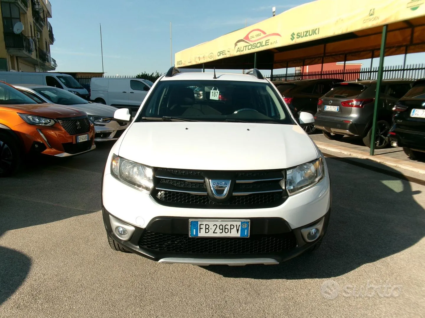 Dacia Sandero 2015 photo 2