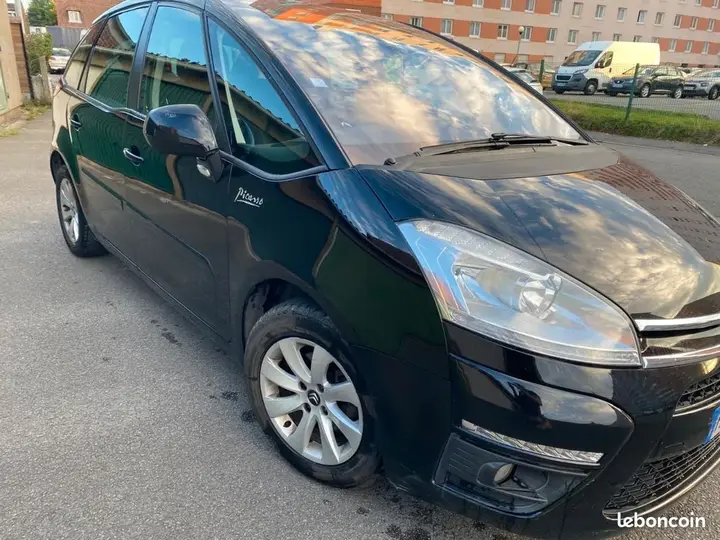 Citroen C4 Picasso 2012 photo 3