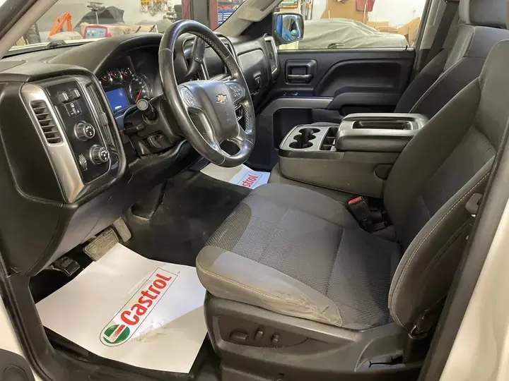 Chevrolet C/K Pickup 1500 2018 photo 5