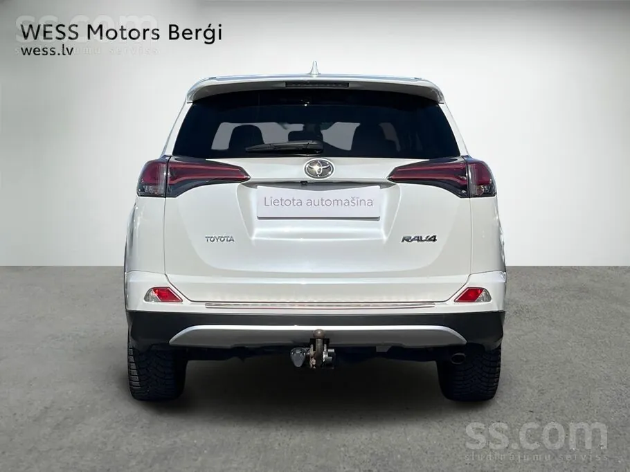 Toyota Rav4 2016 photo 4