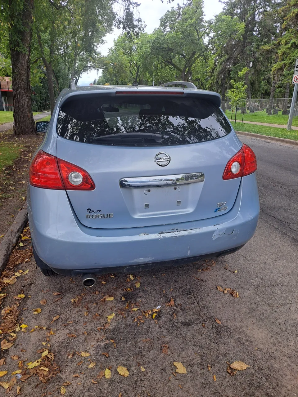 Nissan Rogue 2011 photo 2