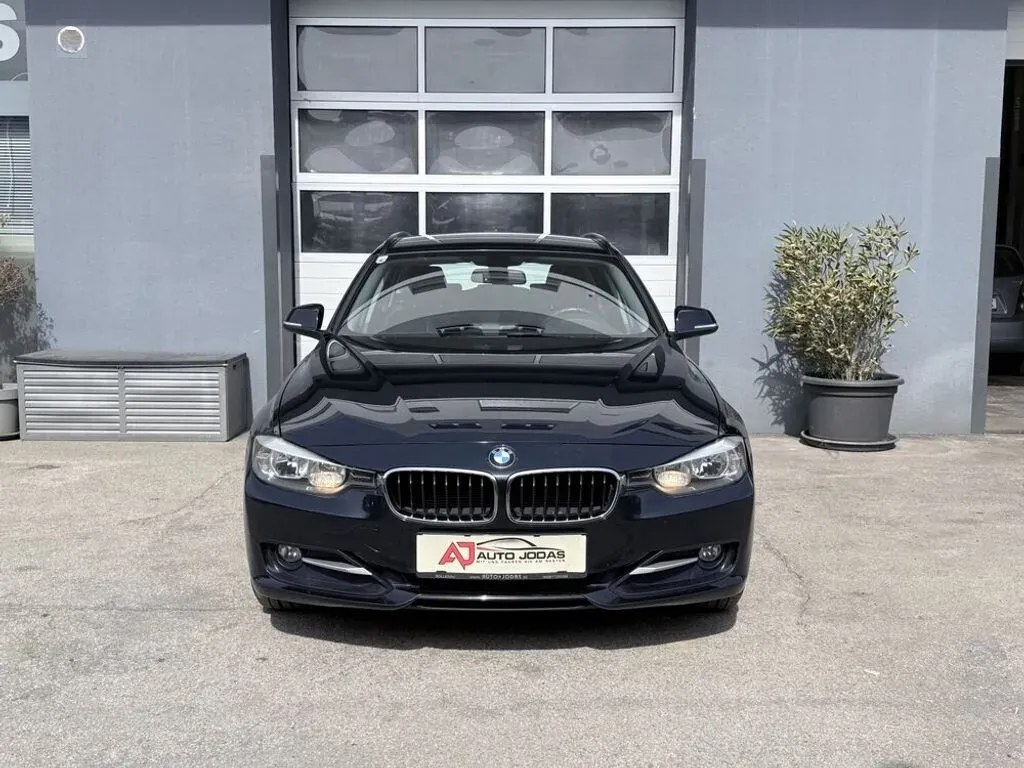 BMW 3 Series 2013 photo 3
