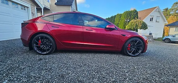 Tesla Model 3 2025 photo 5