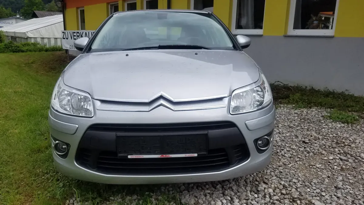 Citroen C4 2010 photo 2