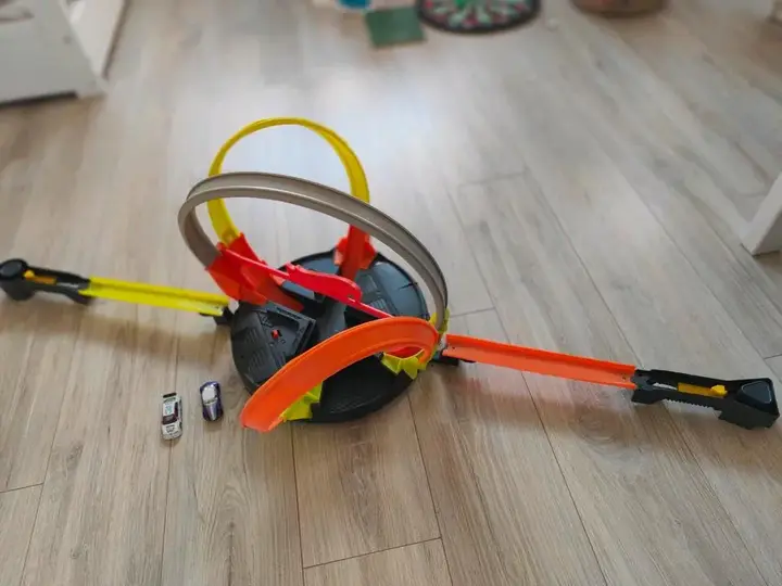 Hot Wheels Roto Revolution