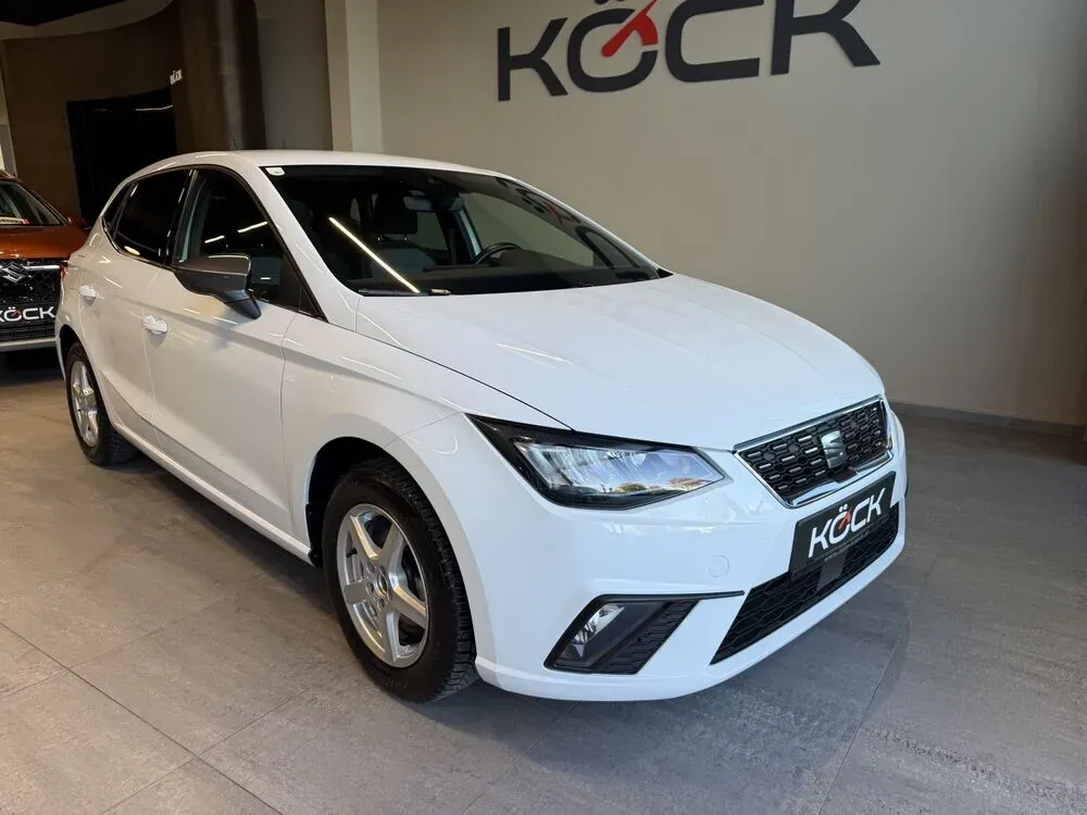 Seat Ibiza 2023 photo 2