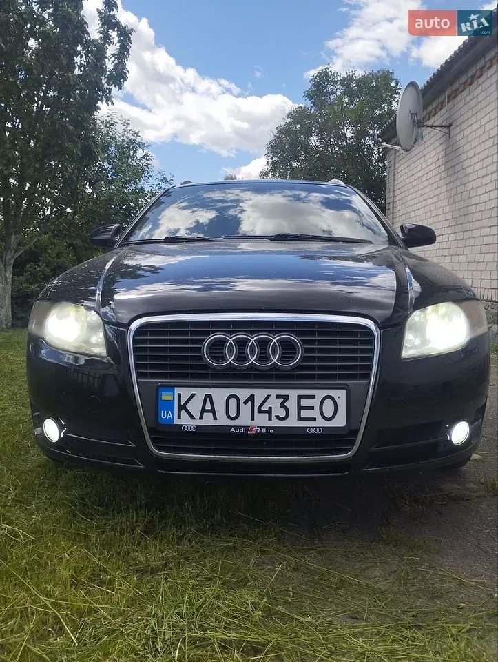 Audi A4 2005 photo 2