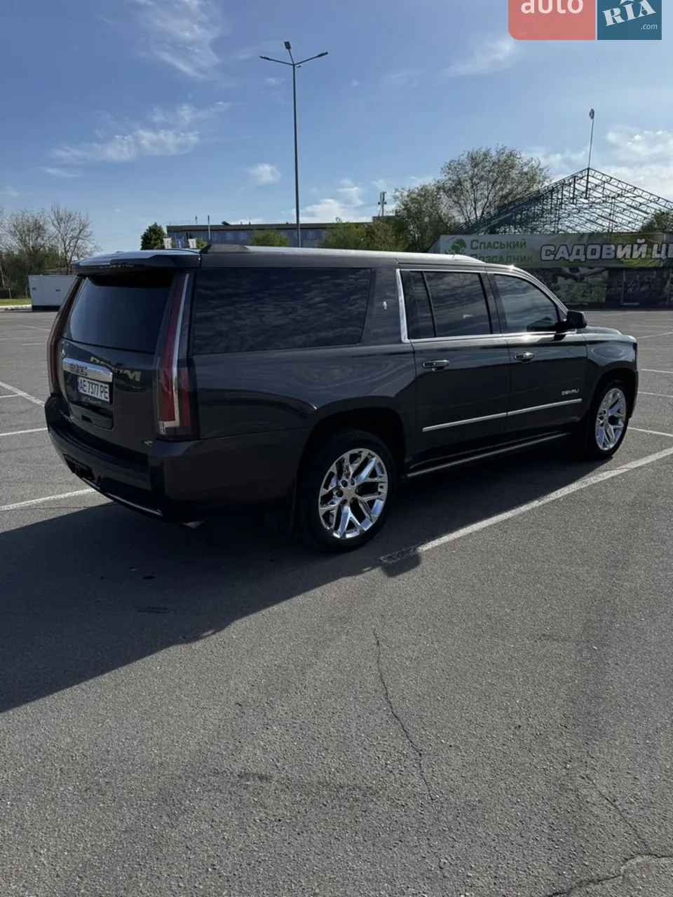 GMC Yukon 2015 photo 5