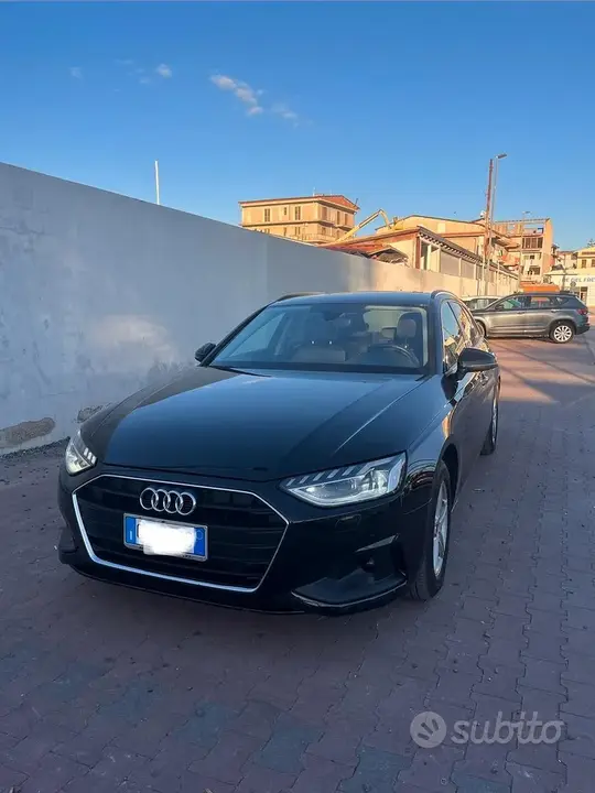 Audi A4 2021 photo 2