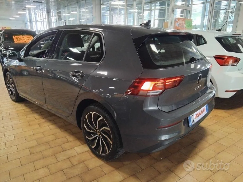Volkswagen Golf 2023 photo 5