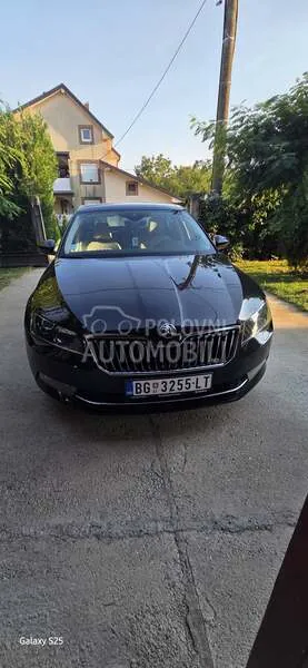 Skoda Superb 2015 photo 2