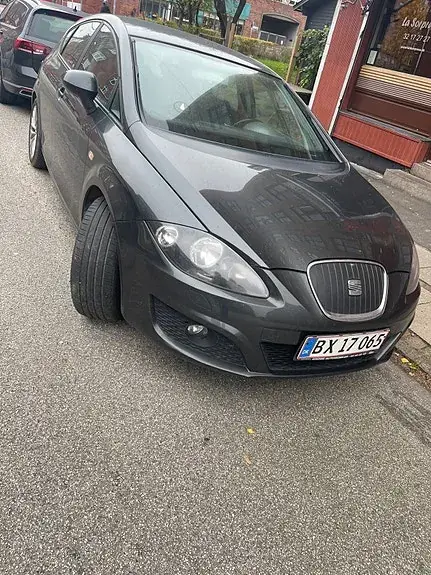 Seat Leon 2011 photo 3