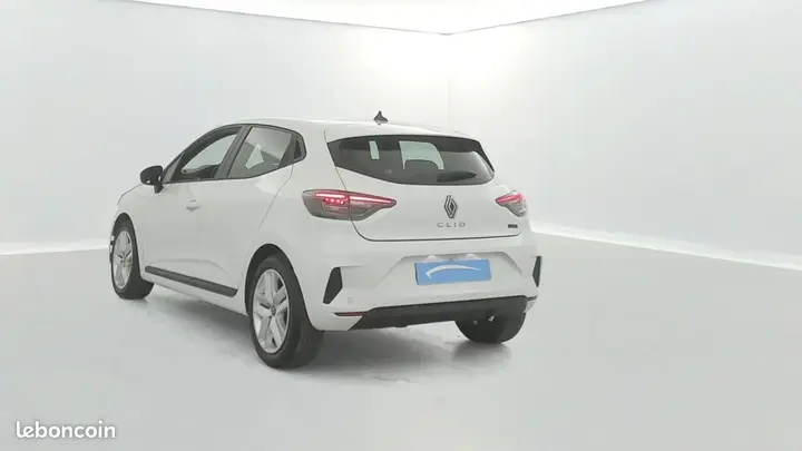 Renault Clio 2025 photo 3