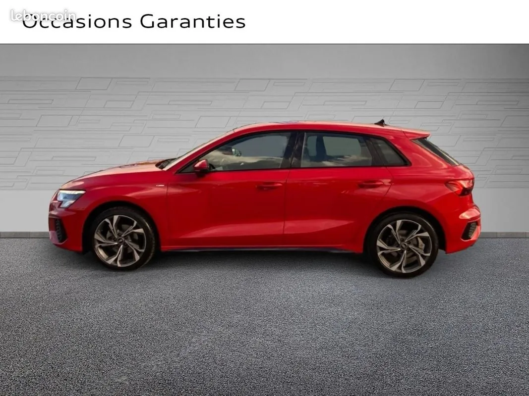 Audi A3 2023 photo 2